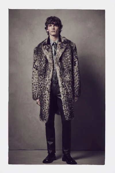 Look 7